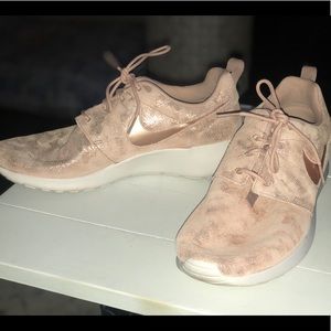 Rose Gold Nike Shoes